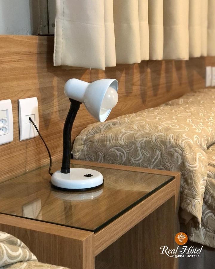 Real Hotel 塞蒂拉瓜斯 外观 照片